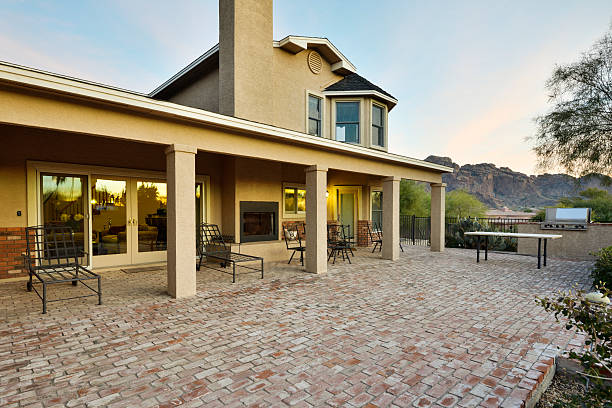 deserto casa quintal. - house residential structure building exterior stone - fotografias e filmes do acervo