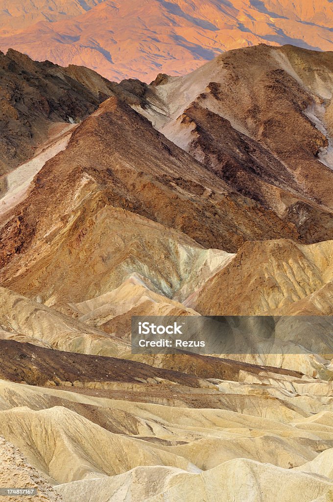 Crepúsculo paisaje de Zabriskie punto, Death Valley, California, USA - Foto de stock de Sin personas libre de derechos