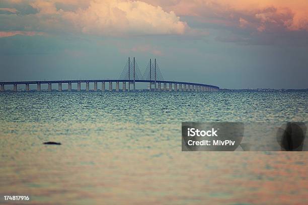 Photo libre de droit de Pont De Du Sund banque d'images et plus d'images libres de droit de Pont d'Öresund - Pont d'Öresund, Ciel changeant, Coucher de soleil