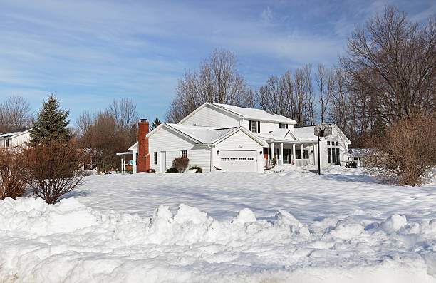 istock Winter Morning Suburban Home 174818724