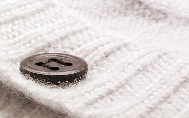elegante botón - cashmere winter fashion fashion industry fotografías e imágenes de stock