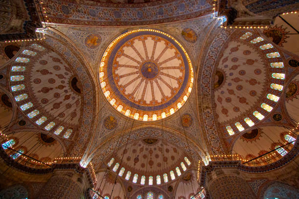 istock The Blue Mosque In Istanbul, Turkey 1748193028