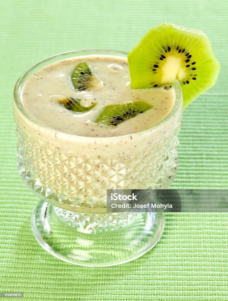 Kiwi und Bananen-Smoothie - Lizenzfrei Banane Stock-Foto