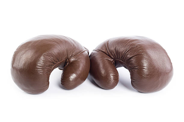 복싱 장갑 - conflict boxing glove classic sport 뉴스 사진 이미지