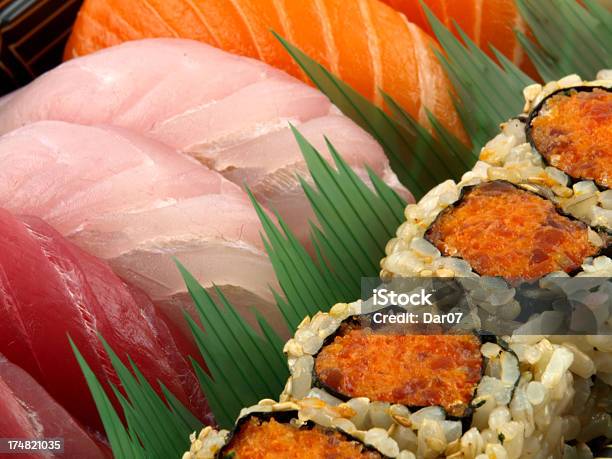 Sushi - Fotografias de stock e mais imagens de Atum - Peixe - Atum - Peixe, Comida, Comida japonesa
