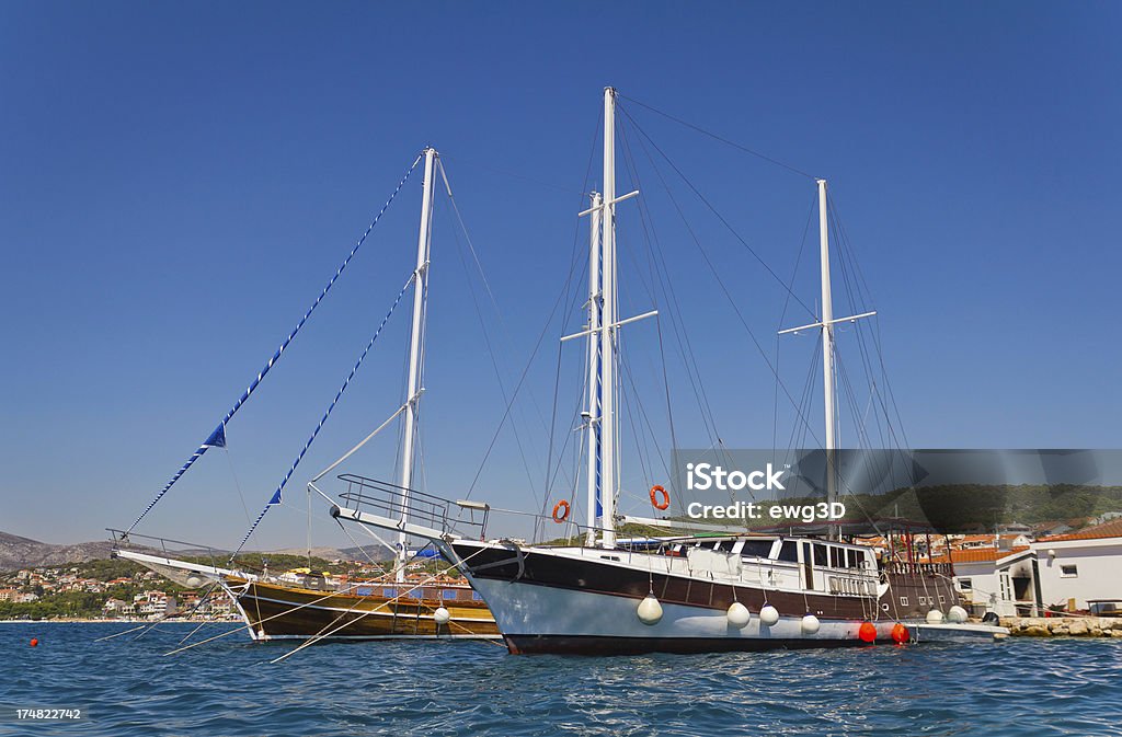 Яхта's - Стоковые фото Адриатическое море роялти-фри