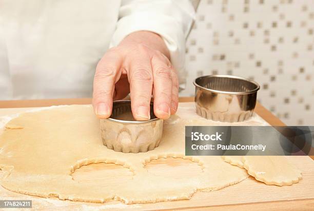 Pasticceria Di Taglio - Fotografie stock e altre immagini di Ambientazione interna - Ambientazione interna, Camera, Cibo