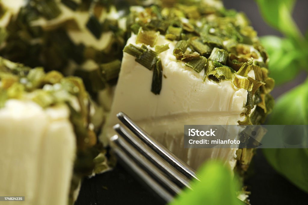 Camembert-beschichtetes in Basilikum und spice - Lizenzfrei Bildhintergrund Stock-Foto