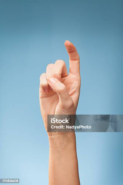 Язык Жестовx — стоковые фотографии и другие картинки Алфавитный порядок - Алфавитный порядок, Американский язык жестов, Бежевый