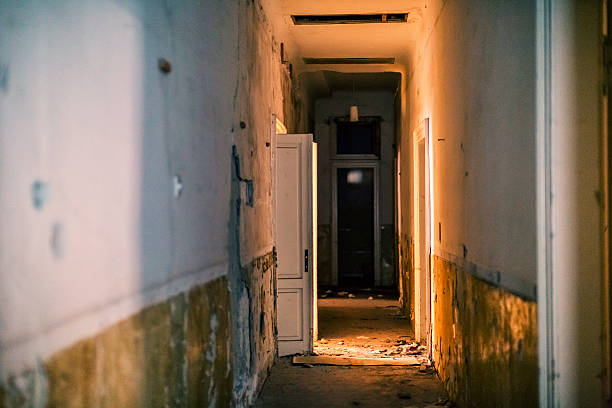 istock Dirty old hallway in abandoned European villa 174830693