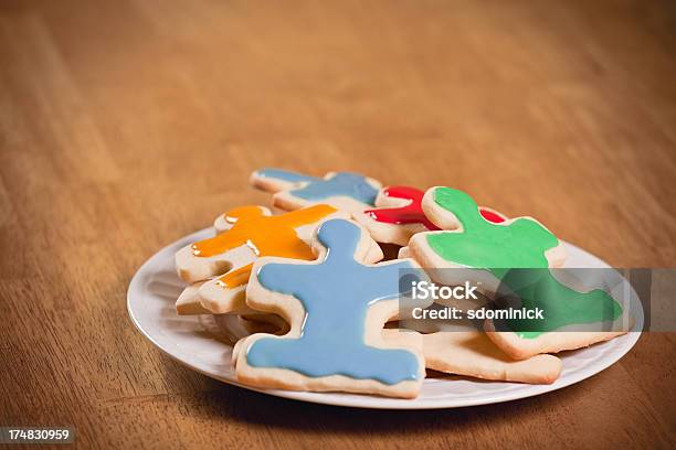 Os Cookies Da Consciencialização Do Autismo - Fotografias de stock e mais imagens de Autismo - Autismo, Pedaço de Quebra-cabeça, Amarelo