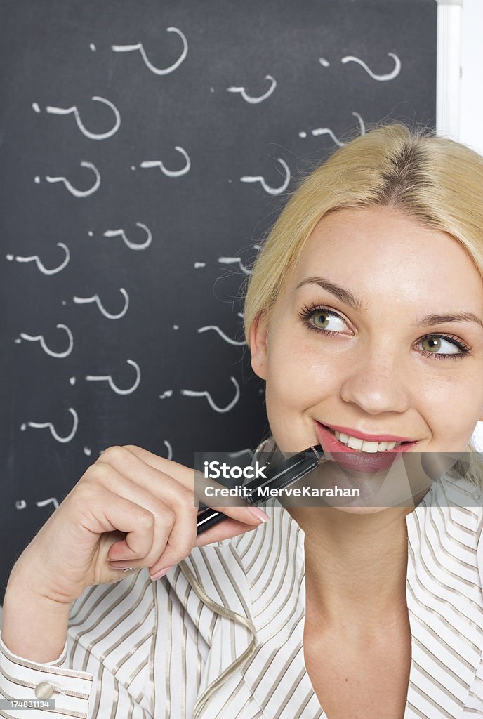 Geschäftsfrau Denken - Lizenzfrei Attraktive Frau Stock-Foto