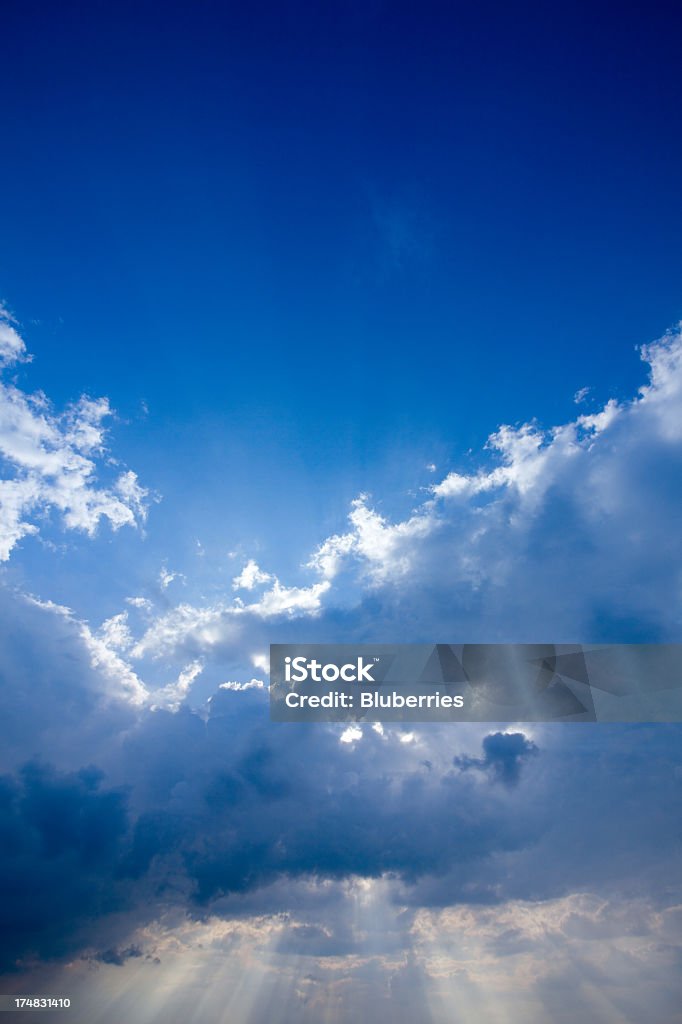 O majestoso Sky - Foto de stock de Beleza natural - Natureza royalty-free