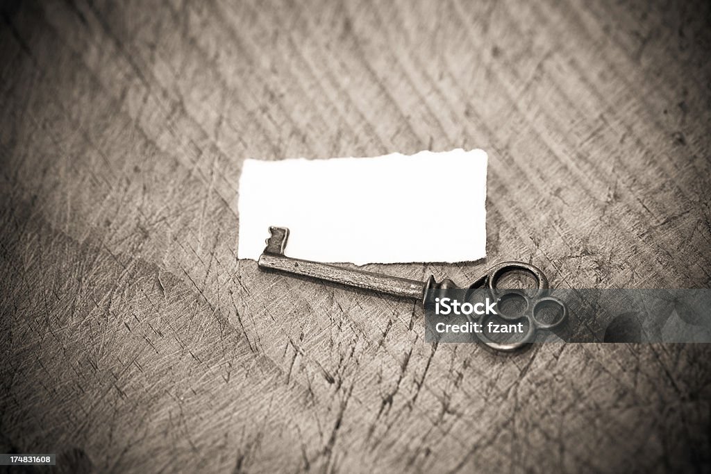 Old key com página em branco vazio - Foto de stock de Abstrato royalty-free