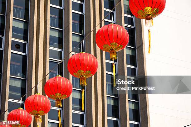Foto de Lanternas Chinesas e mais fotos de stock de Ano Novo chinês - Ano Novo chinês, Cidade, Balão - Decoração
