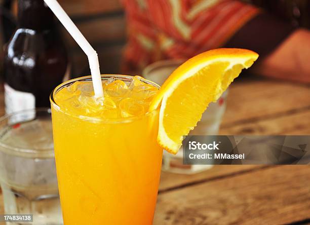 オレンジジュースのドリンク - オレンジ色のストックフォトや画像を多数ご用意 - オレンジ色, クローズアップ, グラス
