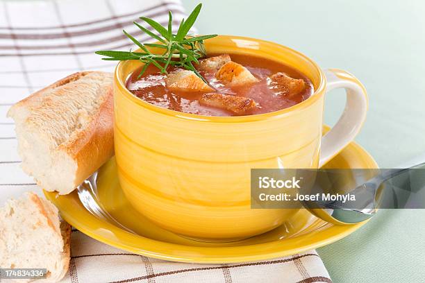 Foto de Sopa De Tomate e mais fotos de stock de Alecrim - Alecrim, Alimentação Saudável, Almoço