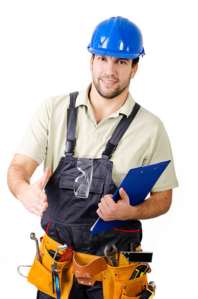 se trata de una oferta - maintenance engineer home improvement men manual worker fotografías e imágenes de stock