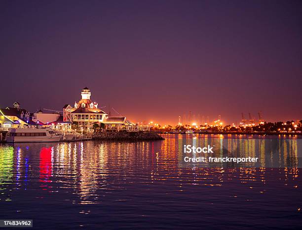 Photo libre de droit de La Marina De Long Beach En Californie banque d'images et plus d'images libres de droit de Horizon urbain - Horizon urbain, Long Beach - Californie, Baie - Eau