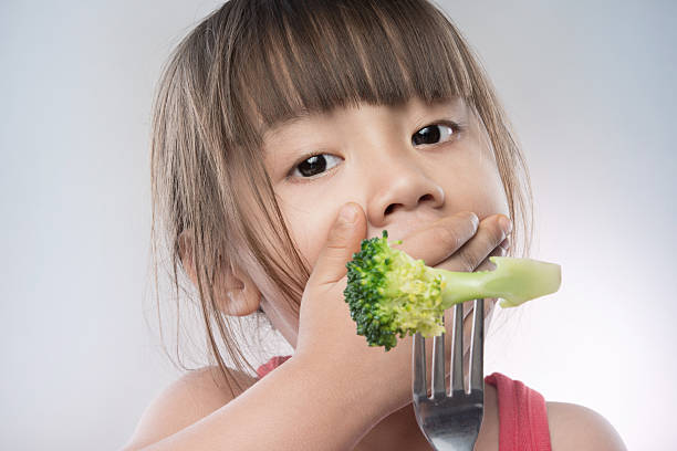 istock Little girl with vegetable 174835426