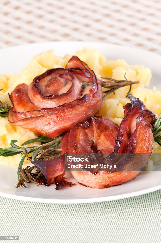 Gerollter Wurst mit Kartoffeln - Lizenzfrei Bildschärfe Stock-Foto