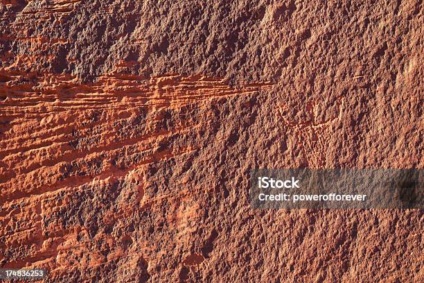 Petroglyphs В Долина Монументов — стоковые фотографии и другие картинки Navajo Sandstone - Navajo Sandstone, Американская культура, Аризона - Юго-запад США