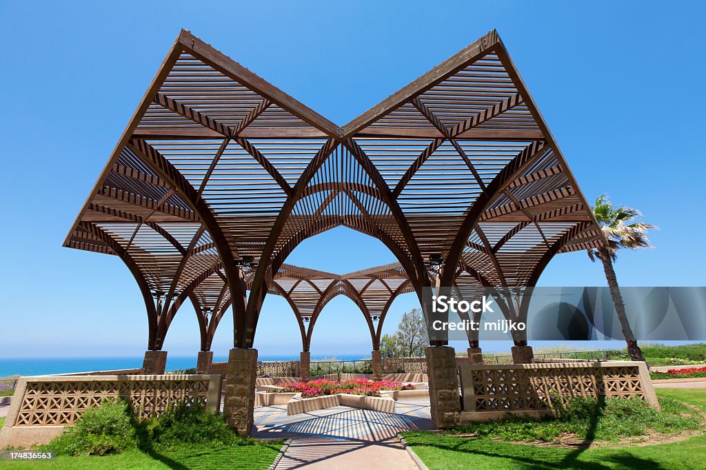 Abstrakte Holzstruktur in Netanya, Israel - Lizenzfrei Architektonisches Detail Stock-Foto