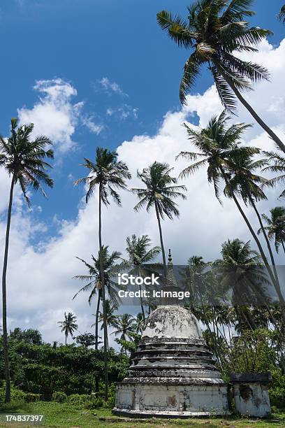 Templo De Sri Lanka Foto de stock y más banco de imágenes de Arquitectura - Arquitectura, Cultura de Sri Lanka, Culturas