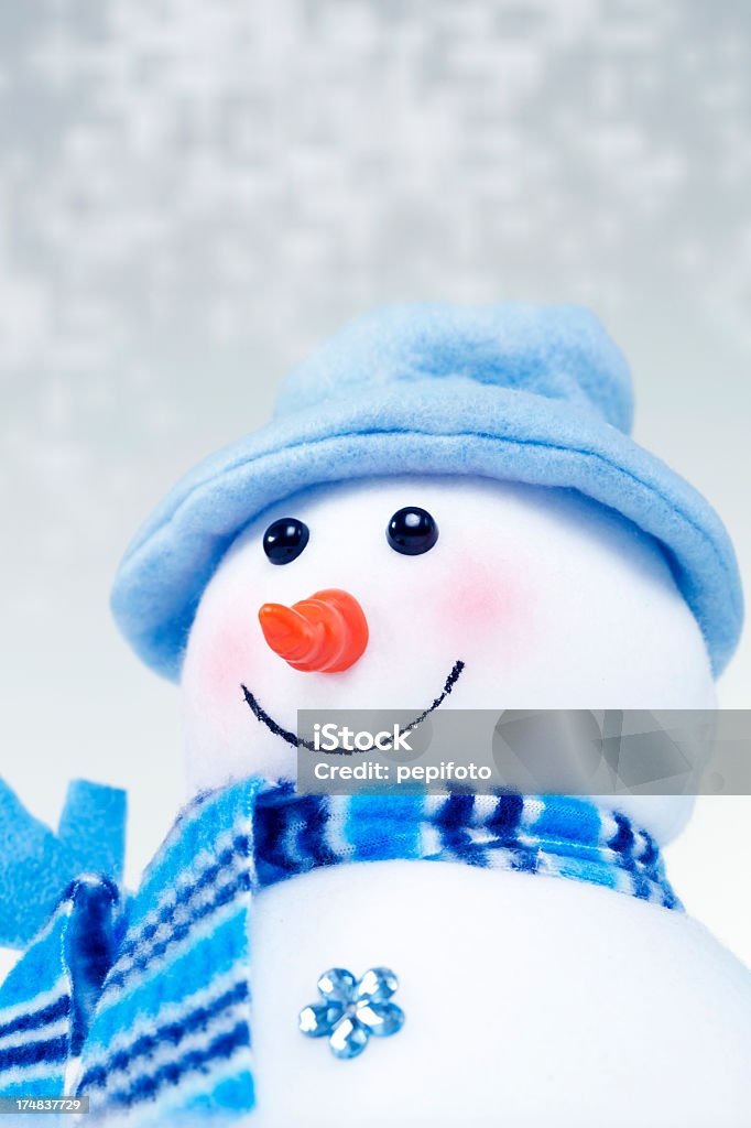 Muñeco de nieve - Foto de stock de Alto - Descripción física libre de derechos
