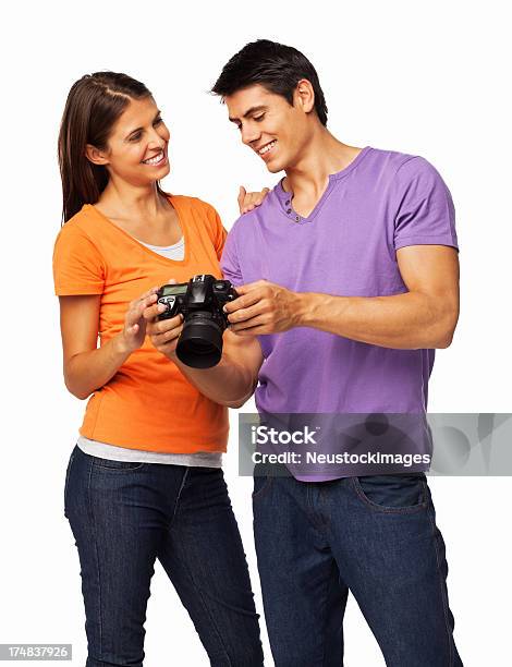 남자 표시중 픽처스 Girlfriend격리됨에 T 셔츠에 대한 스톡 사진 및 기타 이미지 - T 셔츠, 보라색, 청년-성인
