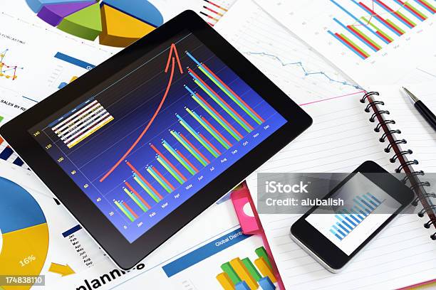 Digitale Tabelle Hintergrund Stockfoto und mehr Bilder von Analysieren - Analysieren, Arbeiten, Blau