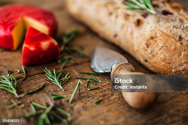 Queijo E Pão - Fotografias de stock e mais imagens de Alecrim - Alecrim, Alimentação Saudável, Almoço
