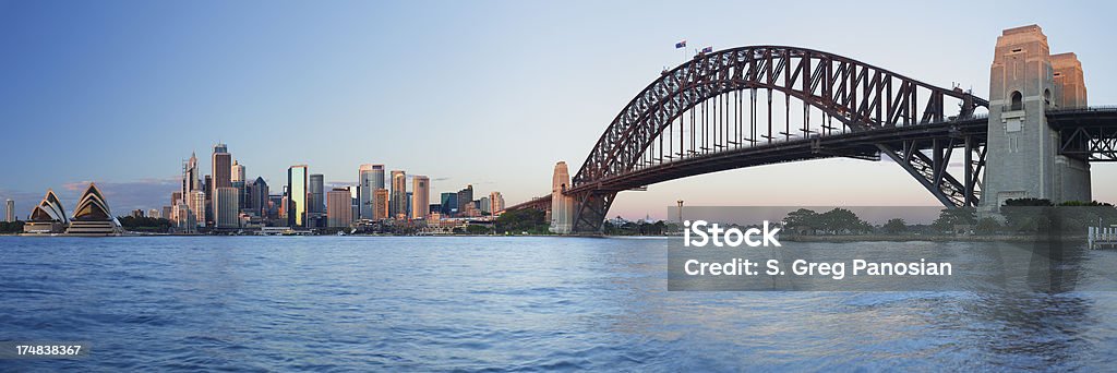 Panorama sullo Skyline di Sydney - Foto stock royalty-free di Ponte del porto di Sydney