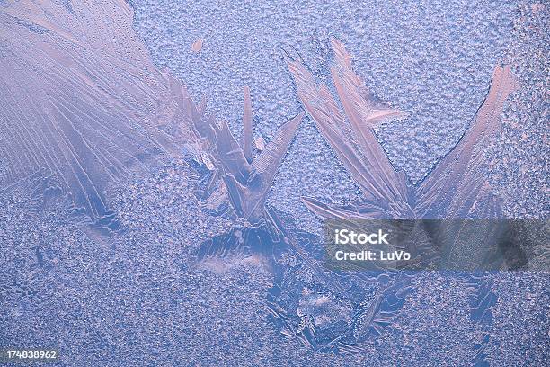 Intensos Hielo Fantasía Foto de stock y más banco de imágenes de Abstracto - Abstracto, Belleza de la naturaleza, Brillante