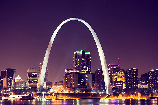 istock Skyline of Saint Louis with Gateway Arch by night 174839127