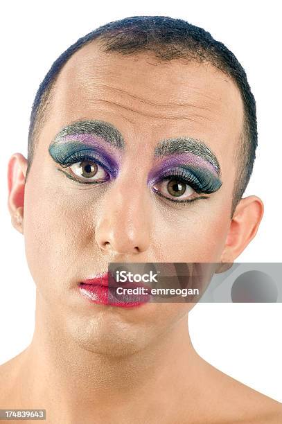 Hombre En Maquillaje Foto de stock y más banco de imágenes de 25-29 años - 25-29 años, 30-34 años, Adulto
