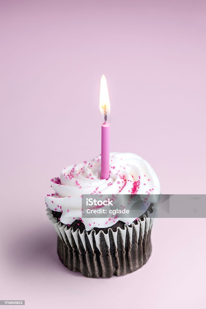 Celebrazione Cupcake Rosa un anno - Foto stock royalty-free di Anniversario
