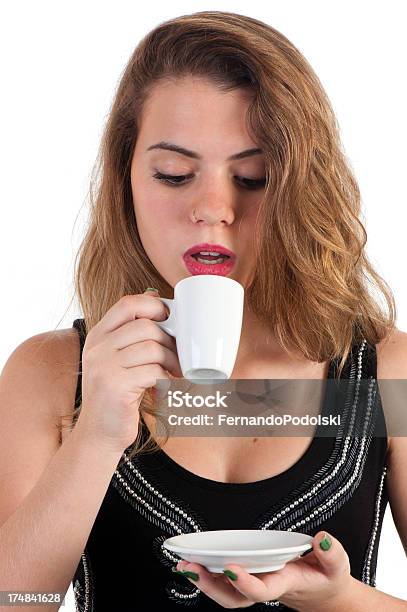 술마시기 Coffe 검은색에 대한 스톡 사진 및 기타 이미지 - 검은색, 금발 머리, 뜨거운 음료