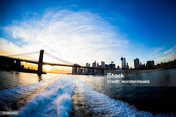 Vista Fisheye Sul Ponte Di Brooklyn E Manhattan Inferiore - Fotografie stock e altre immagini di New York - Città