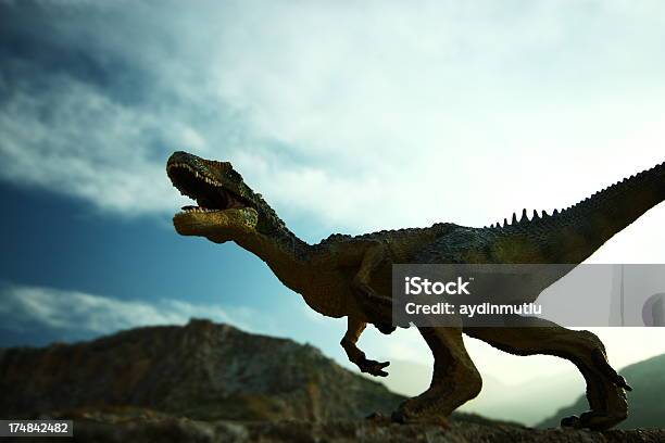 Photo libre de droit de Dinosaure banque d'images et plus d'images libres de droit de Dinosaure - Dinosaure, Jurassique, Paysage