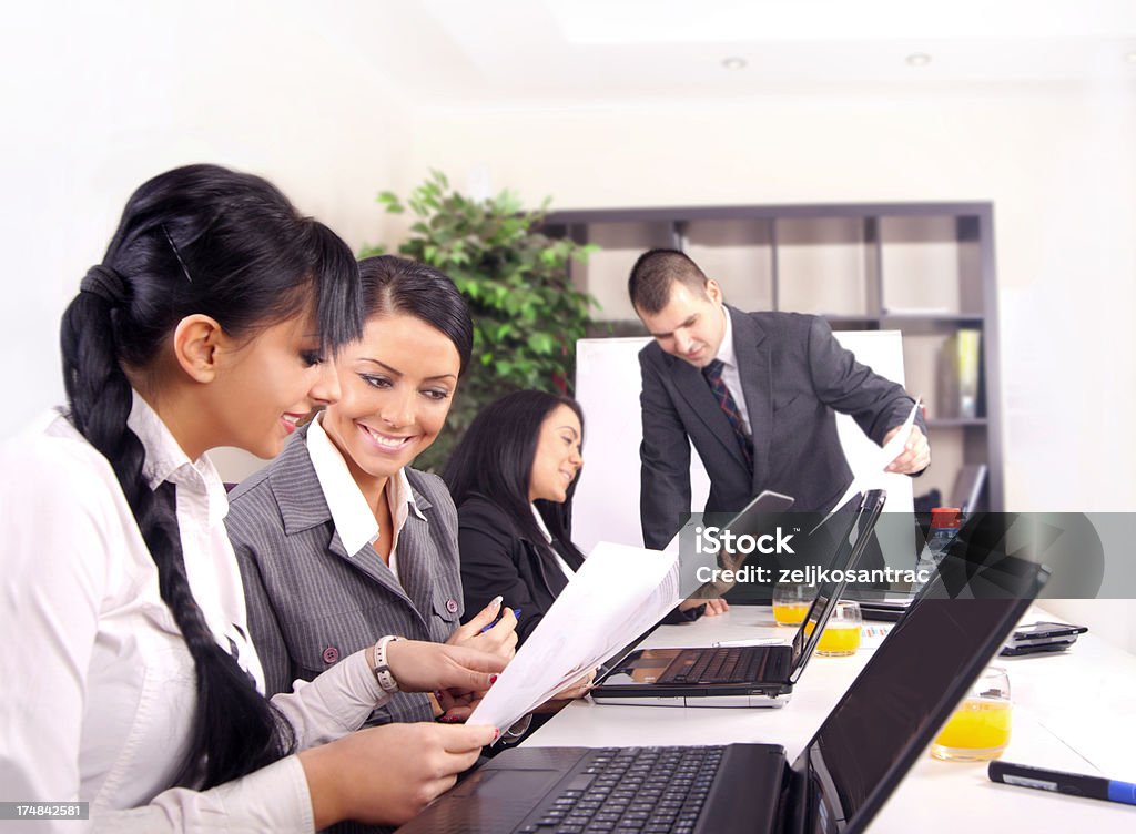Pessoas de negócios trabalhando - Foto de stock de Adulto royalty-free