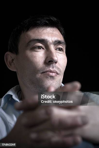 Retrato De Un Hombre Kazakistan Foto de stock y más banco de imágenes de Hombres - Hombres, Ojo, Adulto