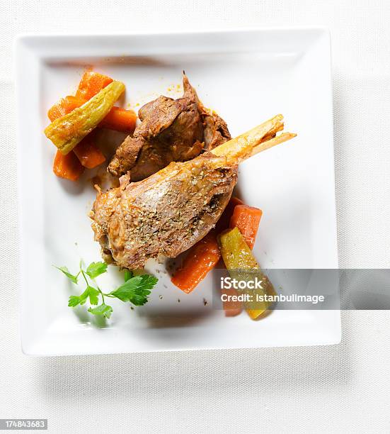 Carneiro Chops - Fotografias de stock e mais imagens de Alimentação Saudável - Alimentação Saudável, Carne, Cenoura
