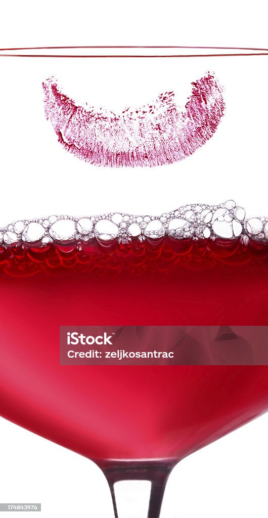 Винный бокал с губная помада - Стоковые фото Стеклянная посуда роялти-фри