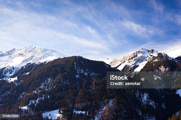 Murren Vista A Jungfraujoch - Fotografias de stock e mais imagens de Alpes Europeus - Alpes Europeus, Ao Ar Livre, Aspiração