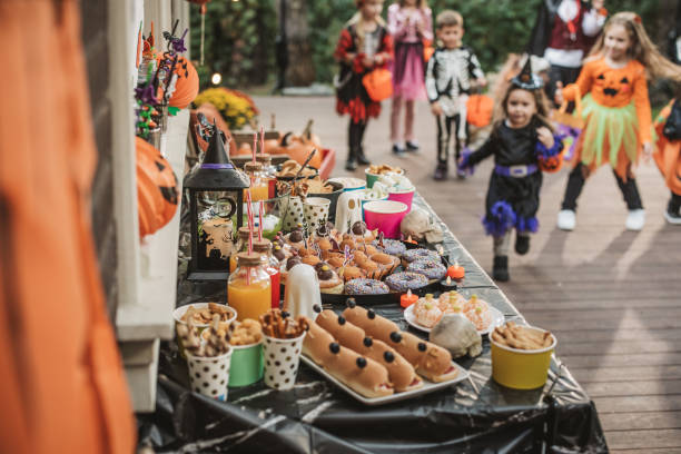 istock Halloween party at home 1748474735