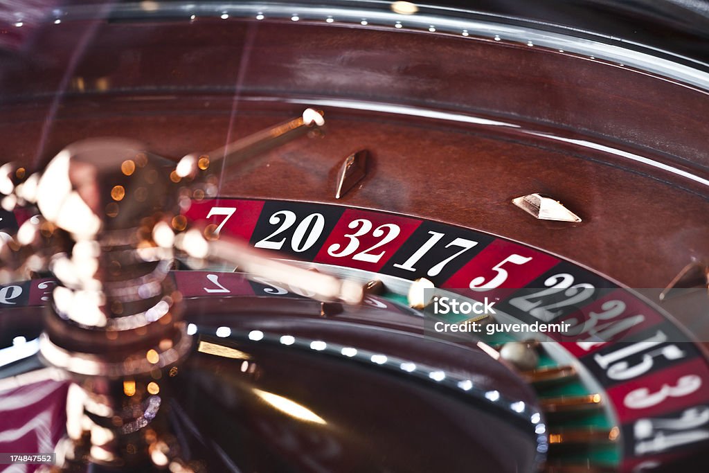 Ruletka w kasynie - Zbiór zdjęć royalty-free (Bez ludzi)