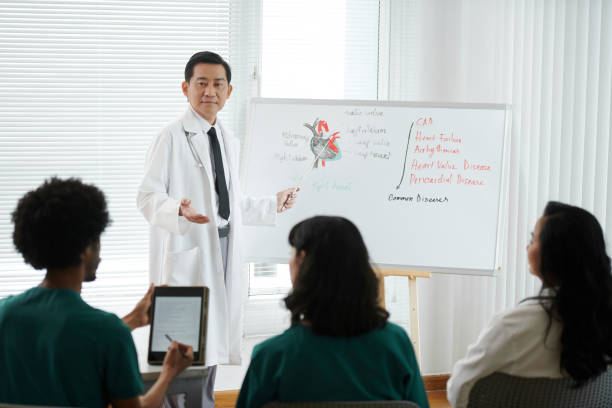 istock Teaching Students How to Treat Diseases 1748492295