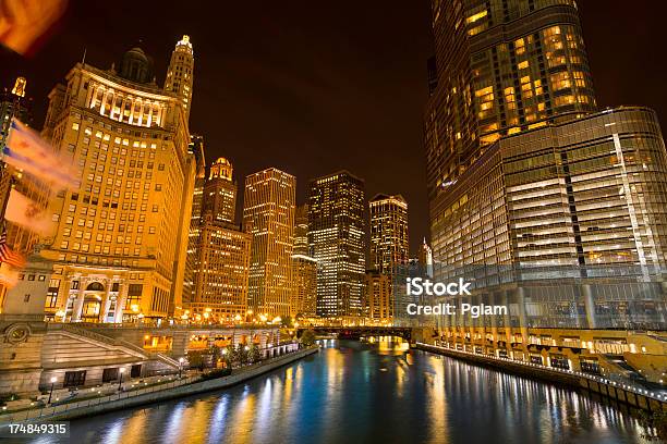 Photo libre de droit de Paysage Urbain Et La Rivière Chicago banque d'images et plus d'images libres de droit de Chicago - Illinois - Chicago - Illinois, Front de mer, Architecture