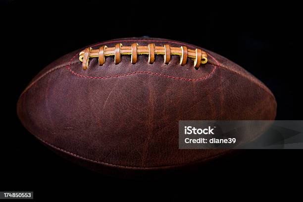 Old Fashioned De Fútbol Foto de stock y más banco de imágenes de Anticuado - Anticuado, Fútbol americano, Fútbol americano - Pelota